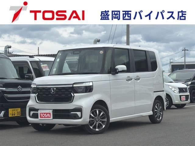 HONDA N BOX CUSTOM 4WD