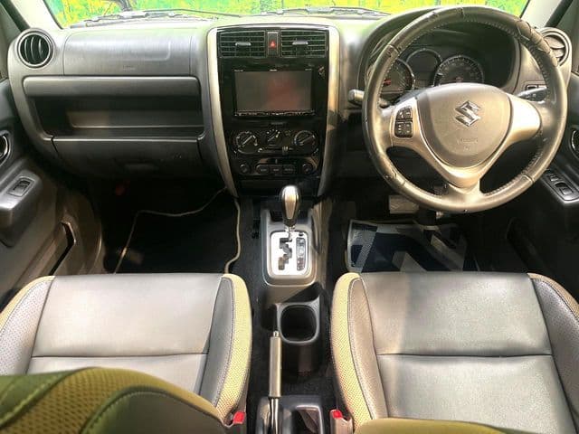 Car thumbnail 2