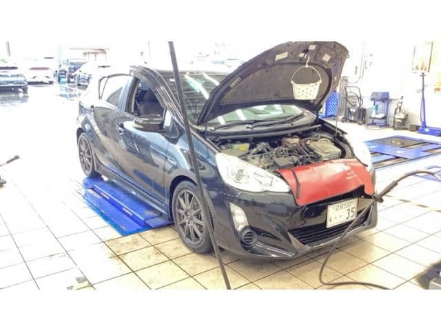 Car image 1