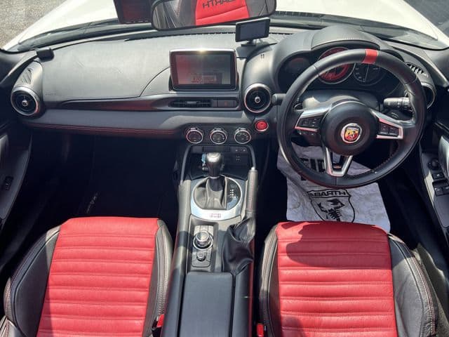 Car thumbnail 3