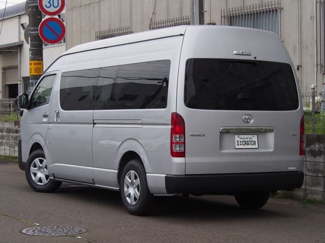 Car thumbnail 3