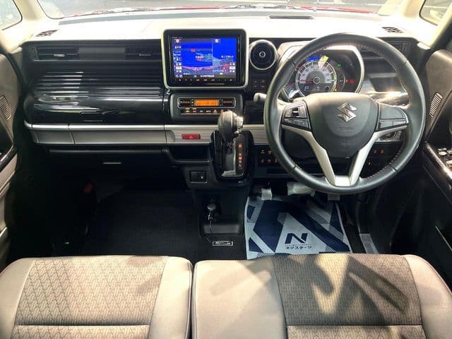 SUZUKI