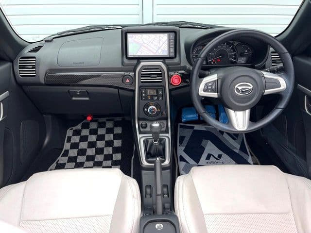 Car thumbnail 2