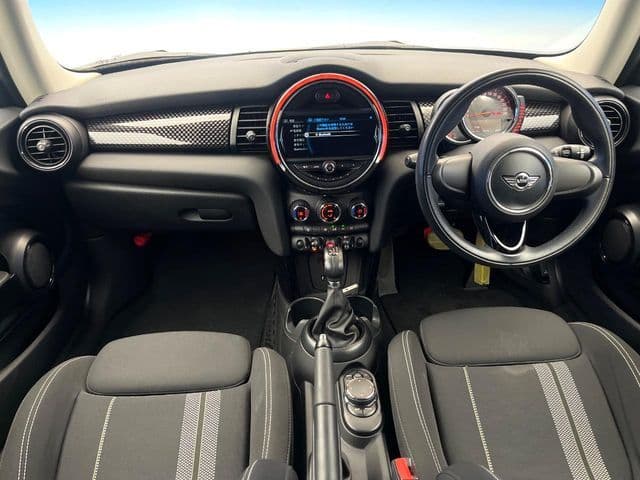 Car thumbnail 2