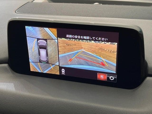 Car thumbnail 4