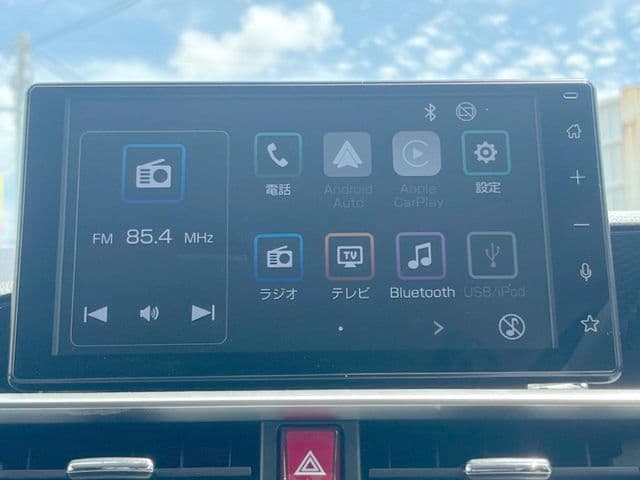 Car thumbnail 4
