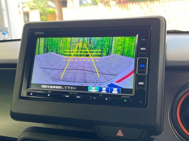 Car thumbnail 4