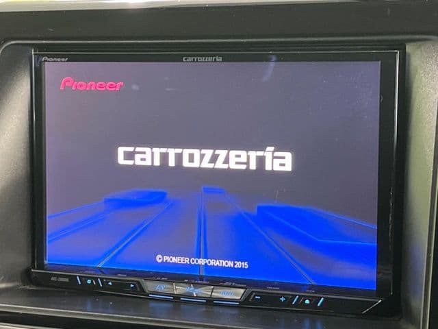 Car thumbnail 3