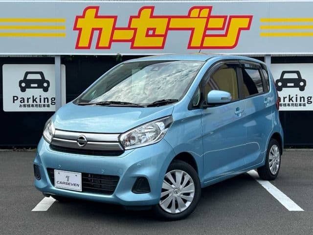 NISSAN