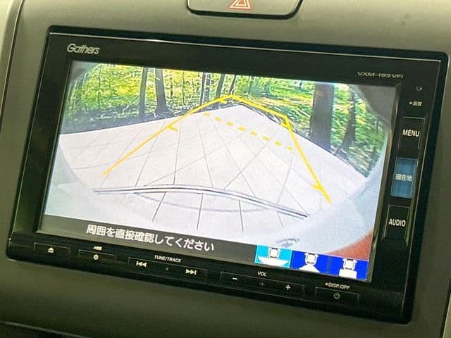 Car thumbnail 4