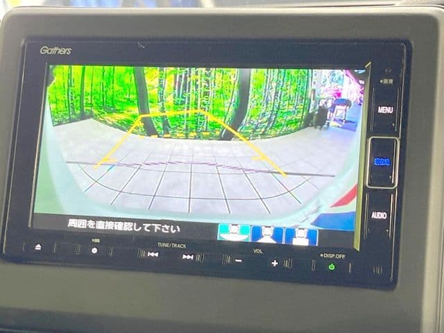 Car thumbnail 4