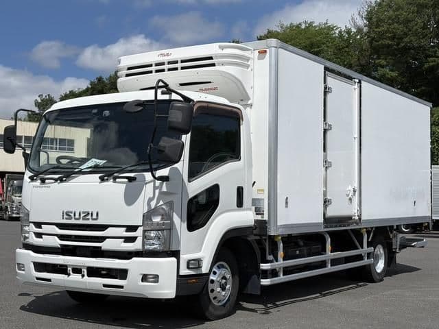 ISUZU