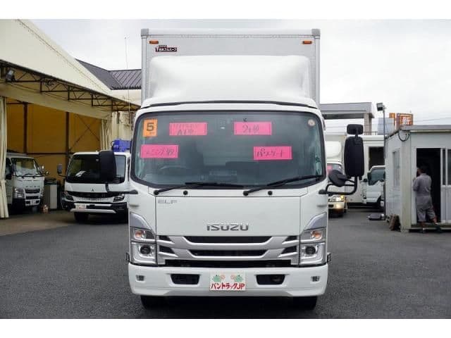 ISUZU