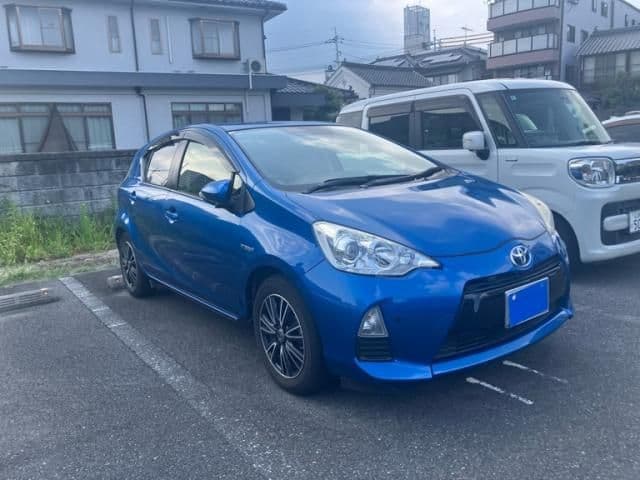 Car image 1