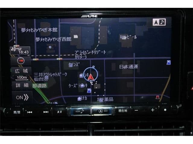 Car thumbnail 3