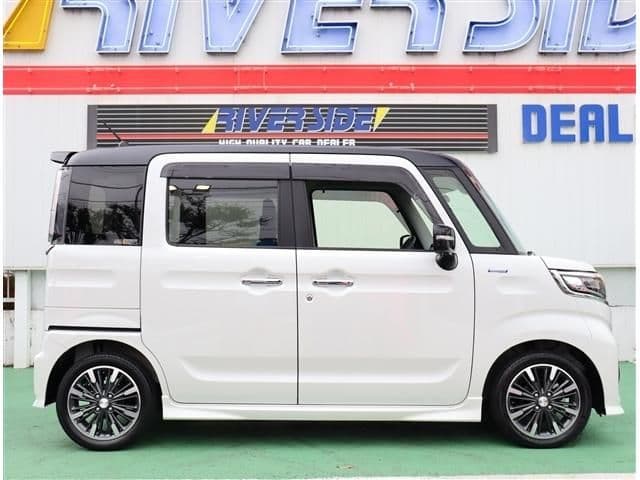 Car thumbnail 4