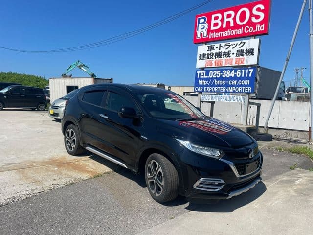 HONDA VEZEL HYBRID 4WD