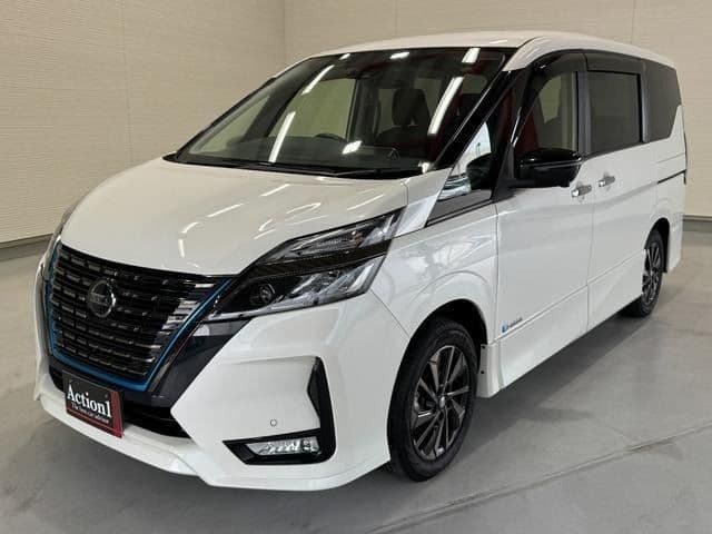 NISSAN