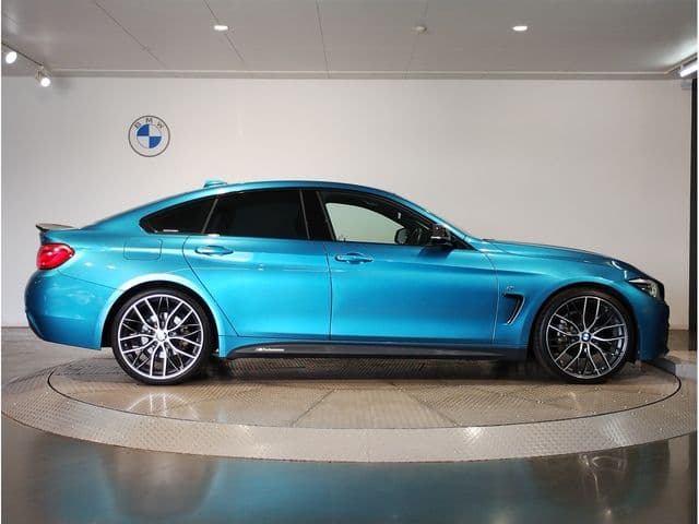 Car thumbnail 4