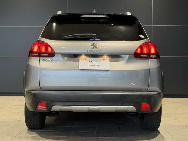 Car thumbnail 4