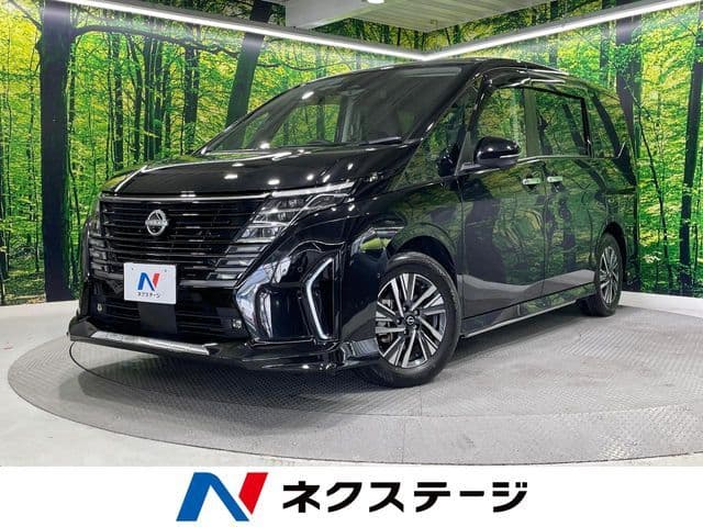 NISSAN