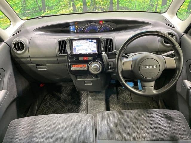 Car thumbnail 4