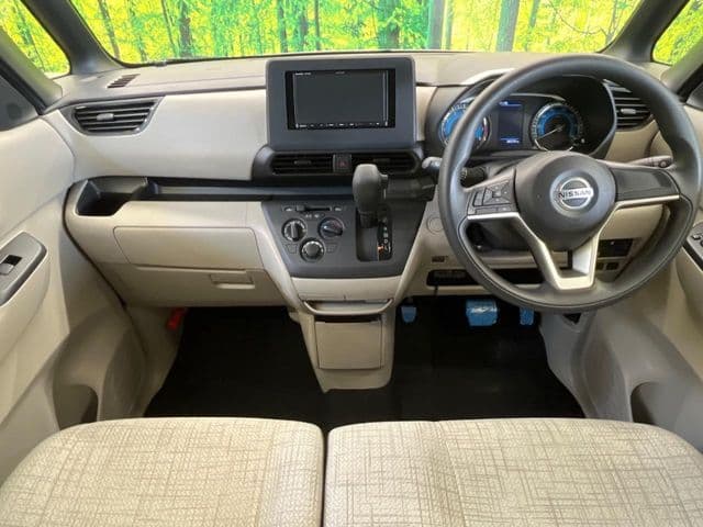 NISSAN