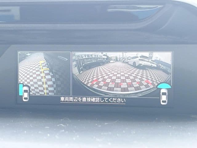 Car thumbnail 4