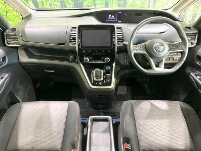 NISSAN