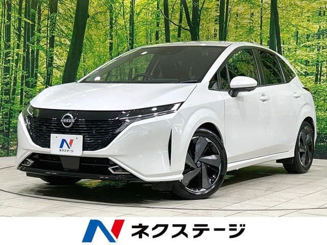 NISSAN AURA