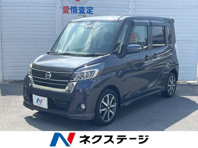 NISSAN