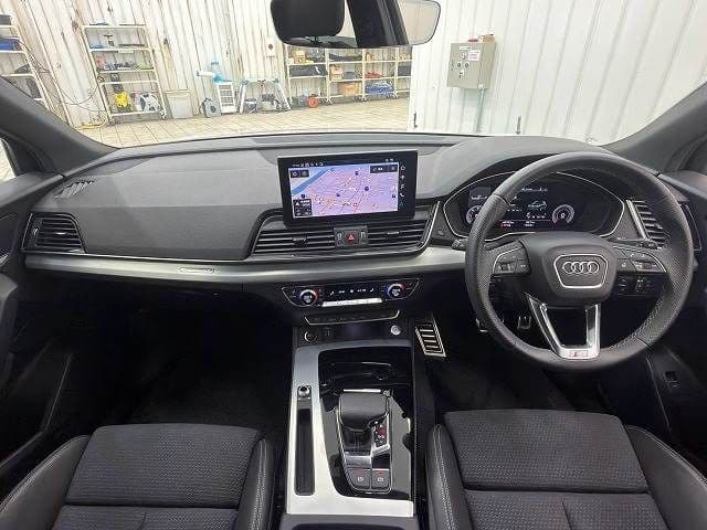 AUDI