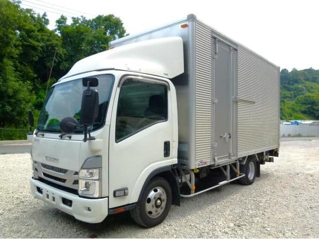 ISUZU