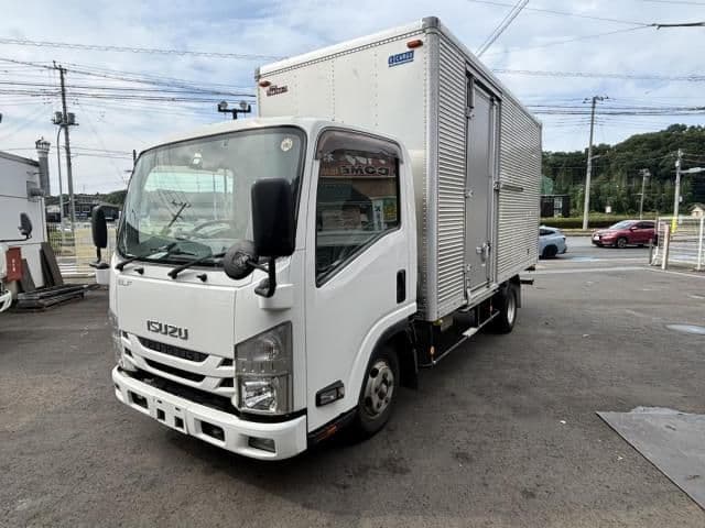 ISUZU