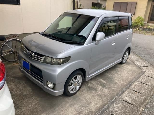 Car image 1