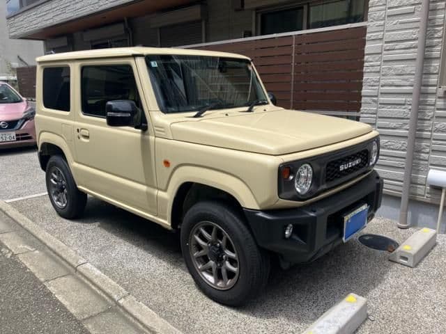 Car image 1