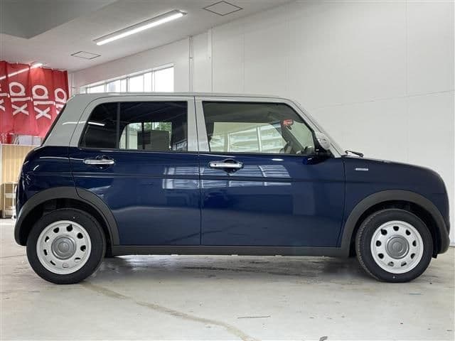 Car thumbnail 4