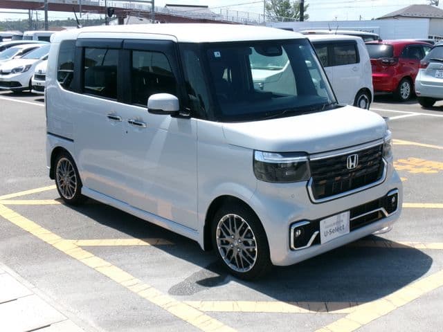 Car thumbnail 3