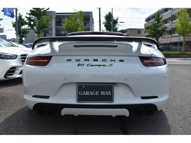 Car thumbnail 3