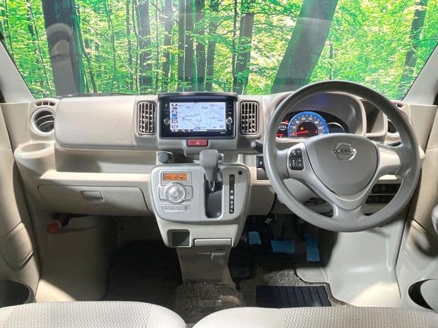 NISSAN
