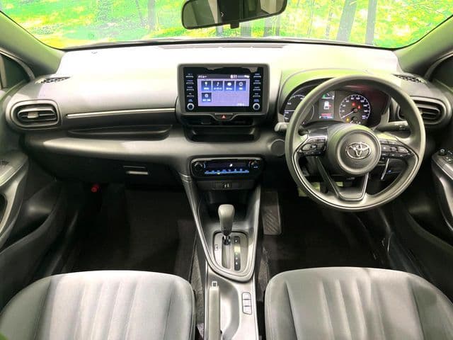 Car thumbnail 3