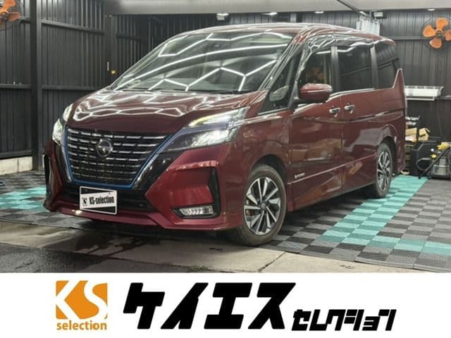 NISSAN