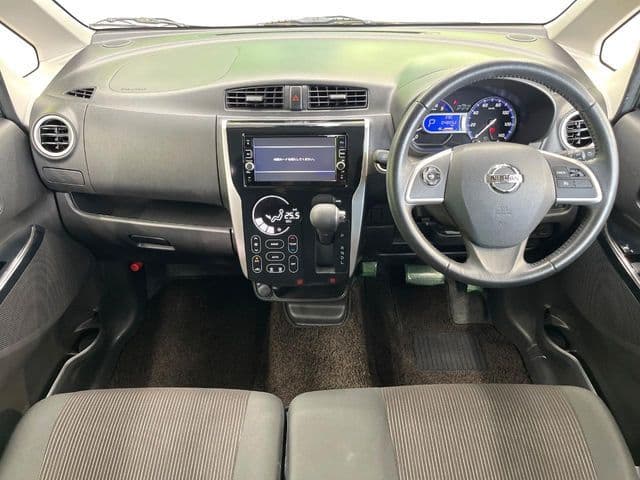 NISSAN