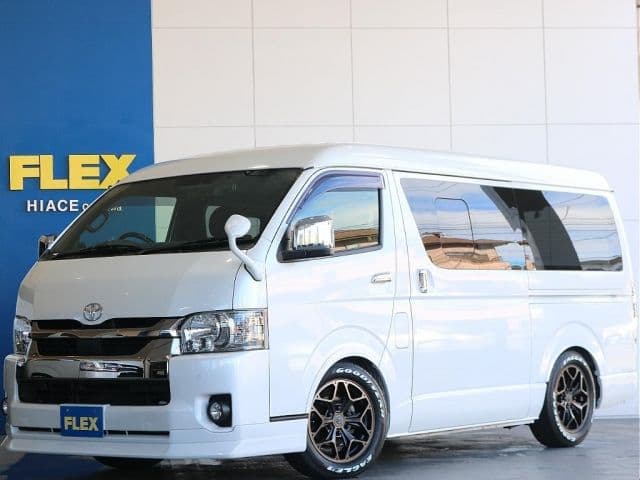 Car image 1