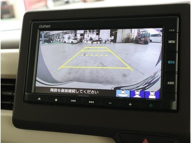 Car thumbnail 4