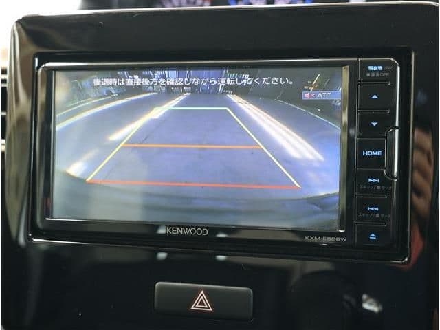 Car thumbnail 4