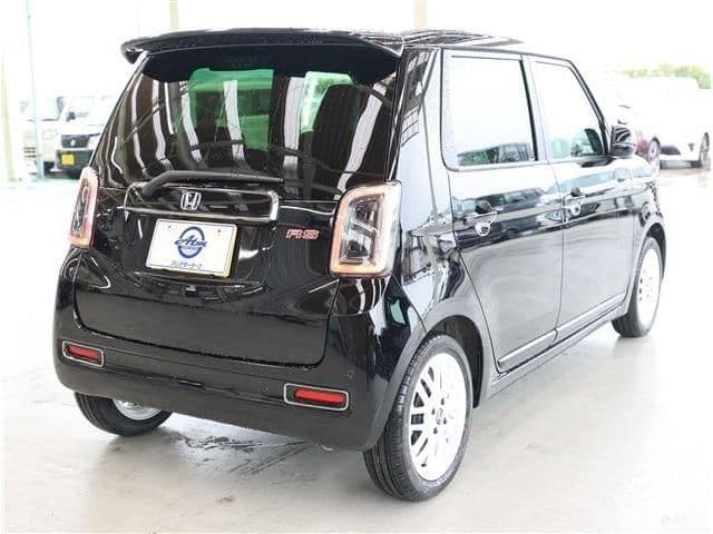 Car thumbnail 4