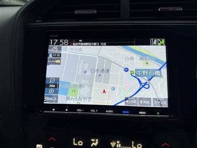 Car thumbnail 3