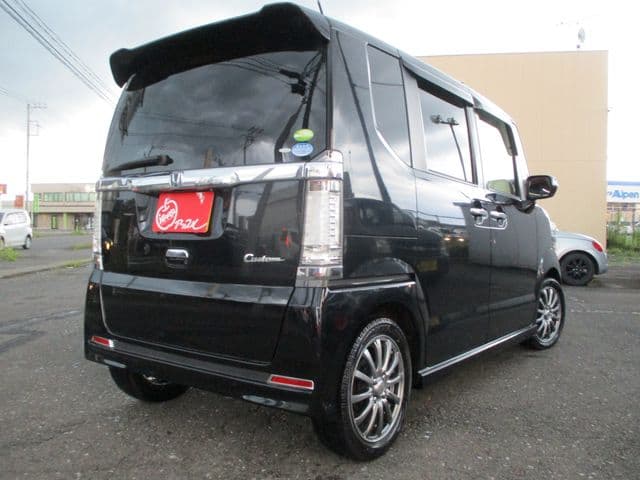 Car thumbnail 3
