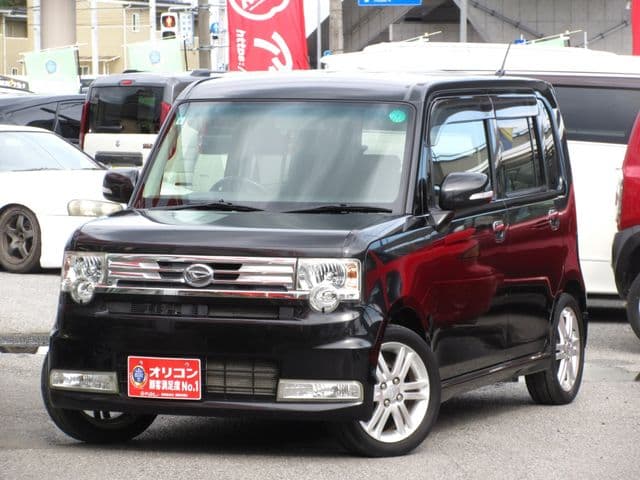 DAIHATSU MOVE CONTE CUSTOM